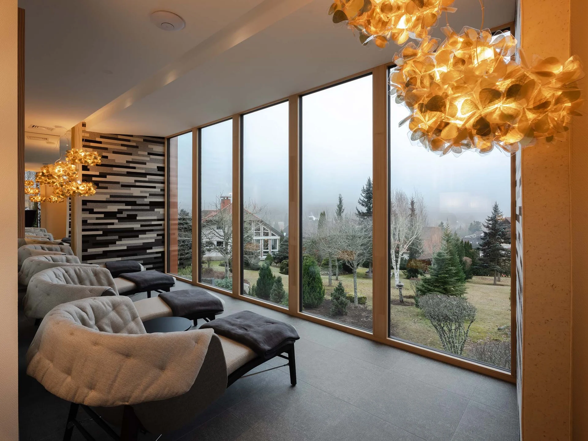 Ihr Wohlfühlhotel im Hochschwarzwald – Hegers Parkhotel Flora am Schluchsee Ihr Wohlfühlhotel im Hochschwarzwald – Hegers Parkhotel Flora am Schluchsee