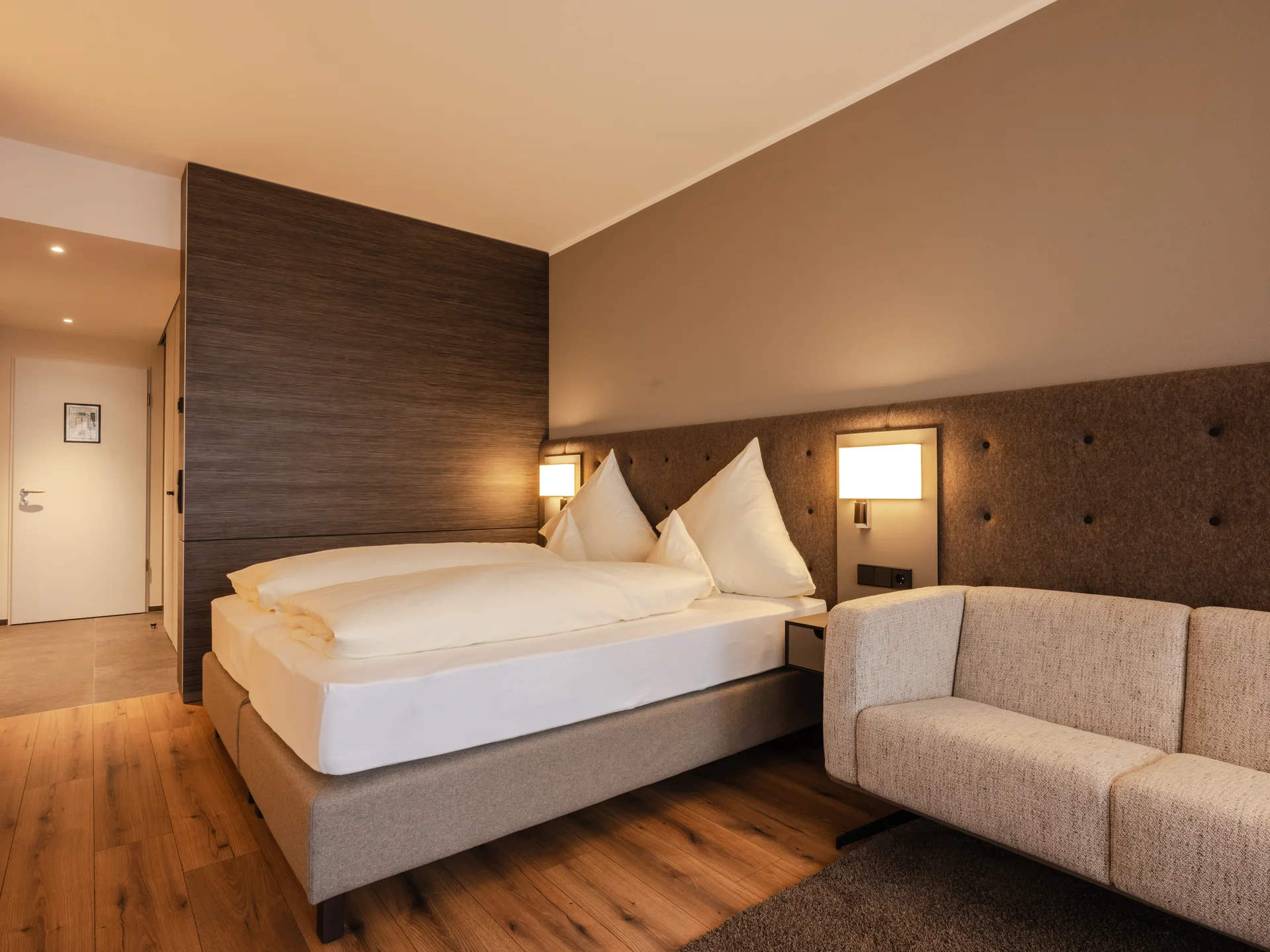 Ihr Wohlfühlhotel im Hochschwarzwald – Hegers Parkhotel Flora am Schluchsee Ihr Wohlfühlhotel im Hochschwarzwald – Hegers Parkhotel Flora am Schluchsee