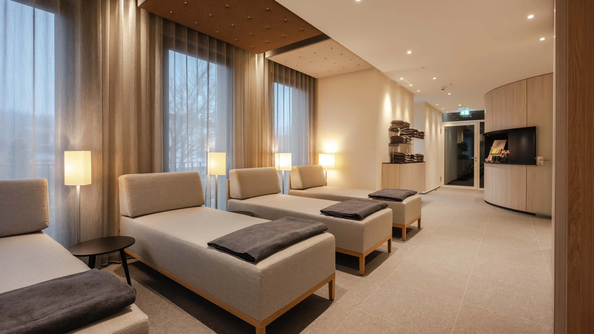 Ihr Wohlfühlhotel im Hochschwarzwald – Hegers Parkhotel Flora am Schluchsee Ihr Wohlfühlhotel im Hochschwarzwald – Hegers Parkhotel Flora am Schluchsee