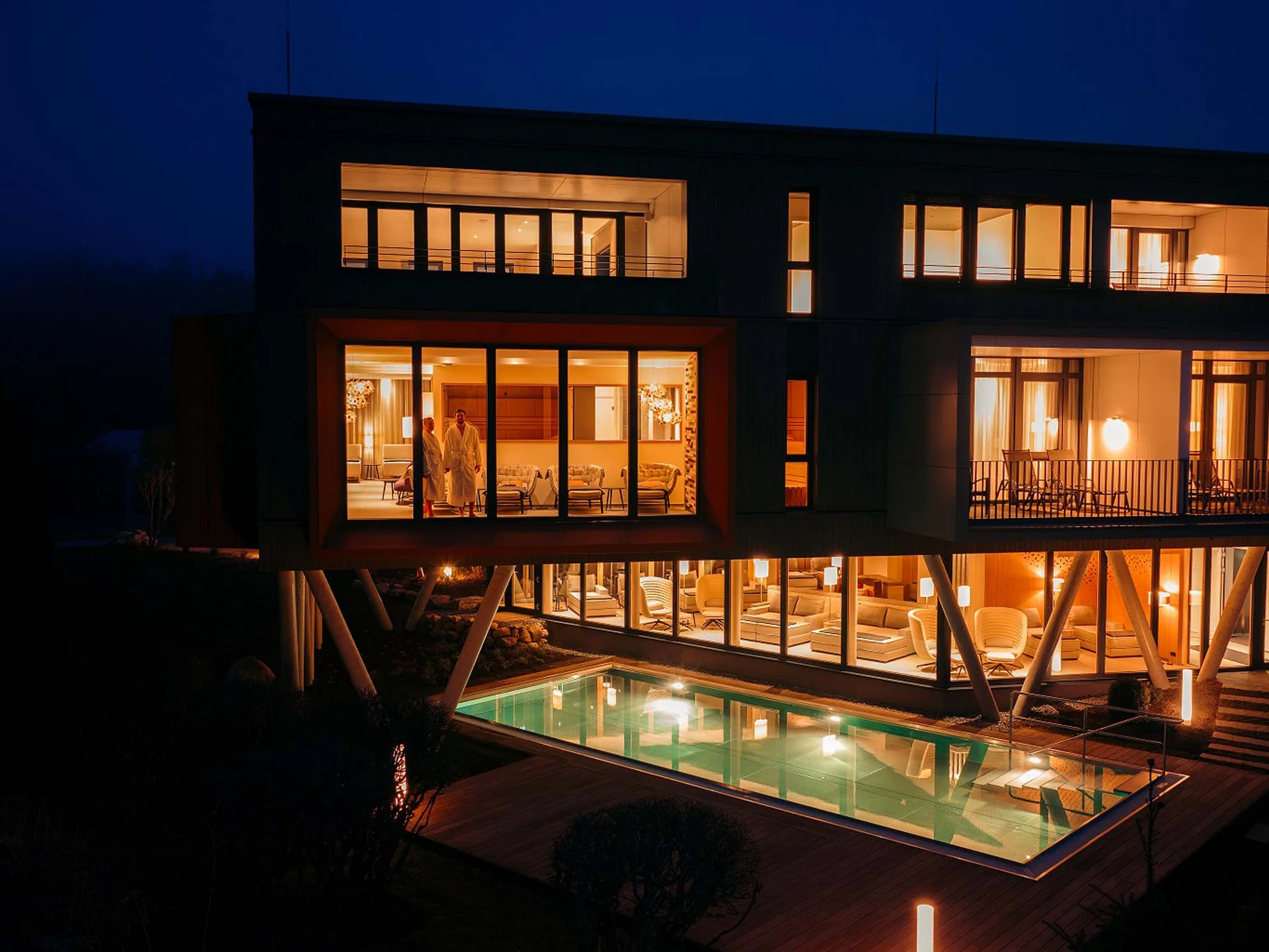 Ihr Wohlfühlhotel im Hochschwarzwald – Hegers Parkhotel Flora am Schluchsee Ihr Wohlfühlhotel im Hochschwarzwald – Hegers Parkhotel Flora am Schluchsee